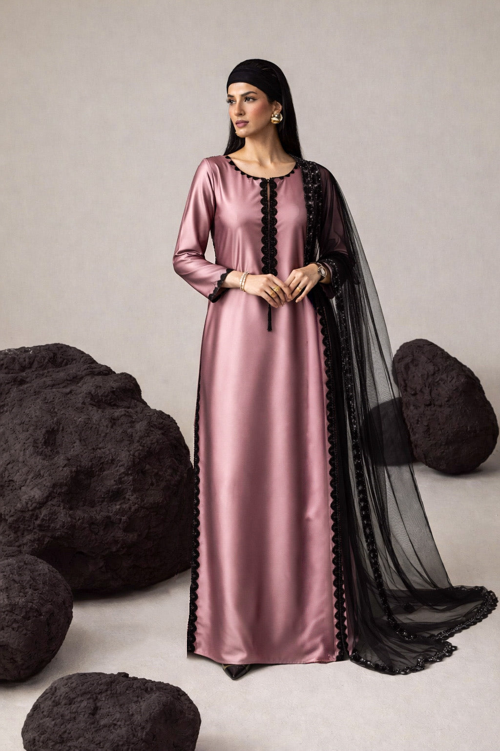 Armelle mauve satin kaftan with net dupatta, full length